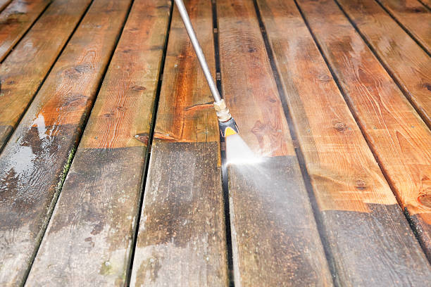 Best Garage Pressure Washing  in Pine Mountain Clu, CA